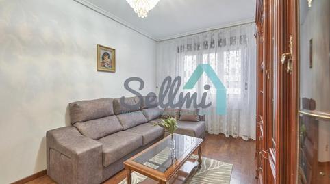 Foto 4 de Piso de alquiler en De Santander, Salesas - Foncalada - Campoamor, Oviedo