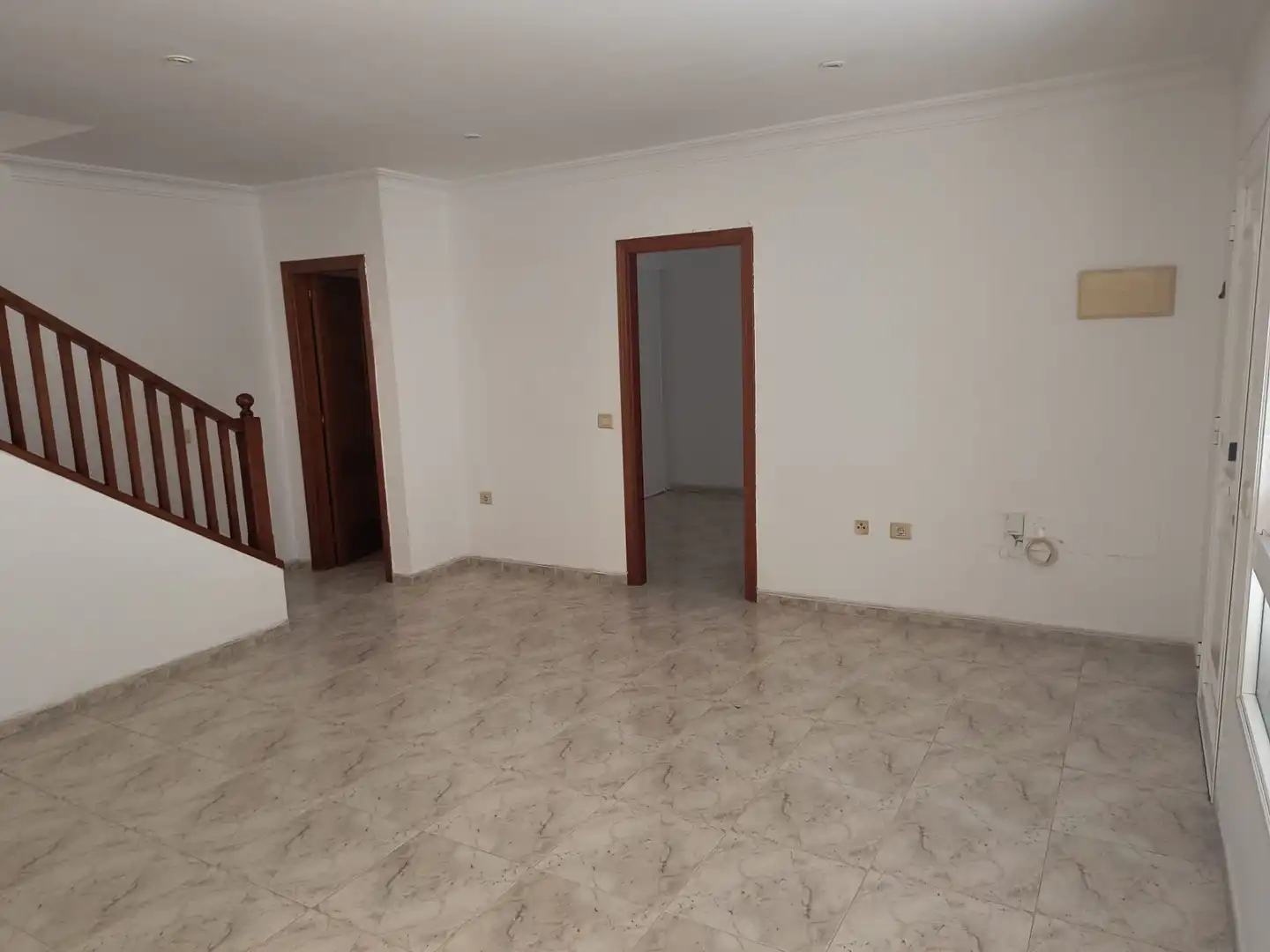 Einfamilien-Reihenhaus zum Verkauf in Puerto de la Cruz mit Abstellraum, Ofen und Balkon