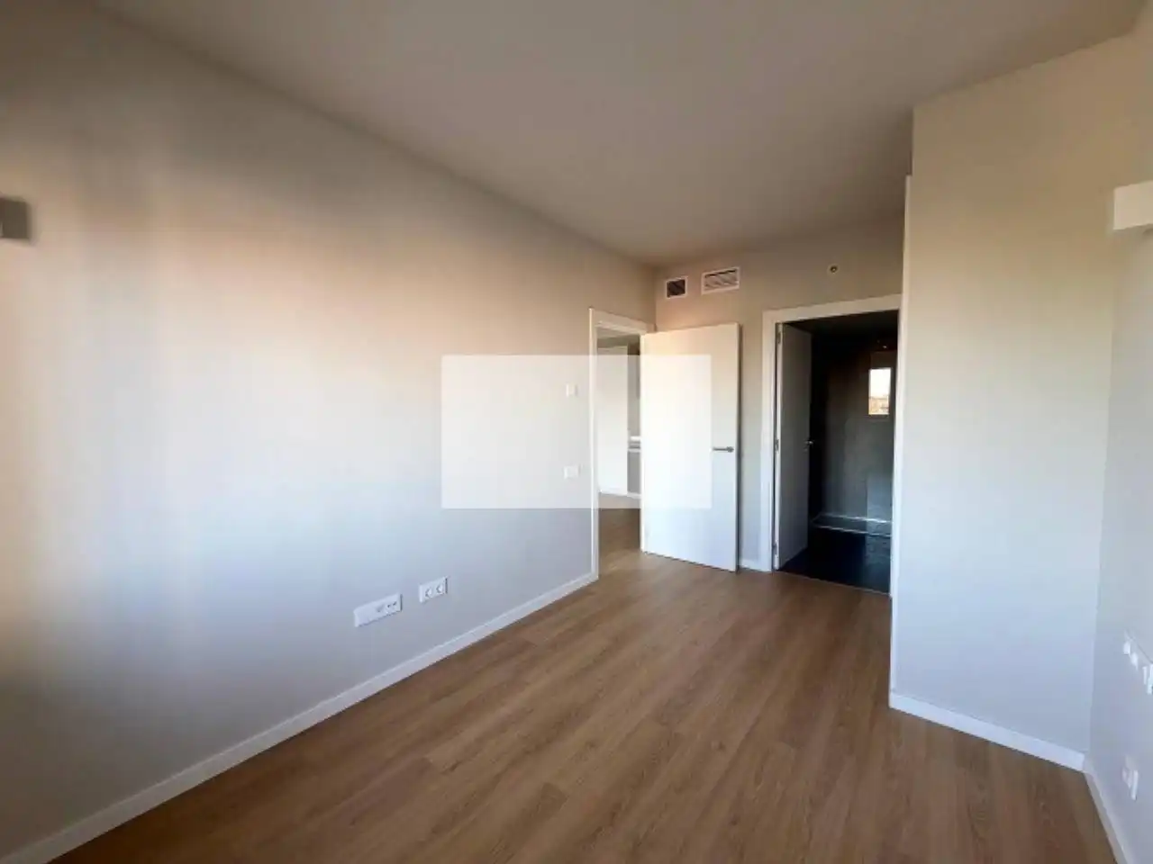 Bedroom of Flat for rent in Terrassa  with Air Conditioner, Heating and Parquet flooring