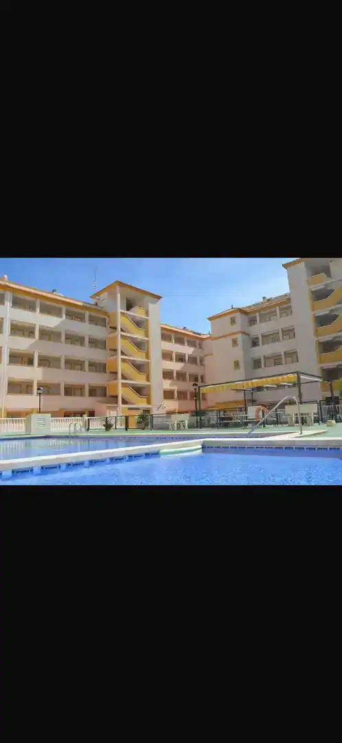 Vista exterior de Pis en venda en Cartagena amb Aire condicionat, Piscina i Balcó