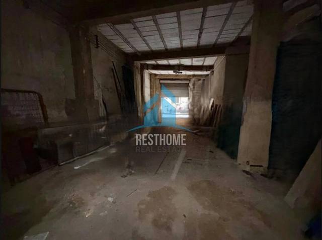 Local comercial en Venta en Nou Moles