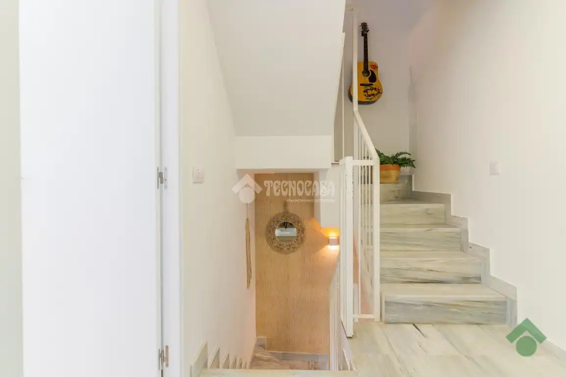 Wohnung zum Verkauf in Jerez de la Frontera mit Klimaanlage und Terrasse