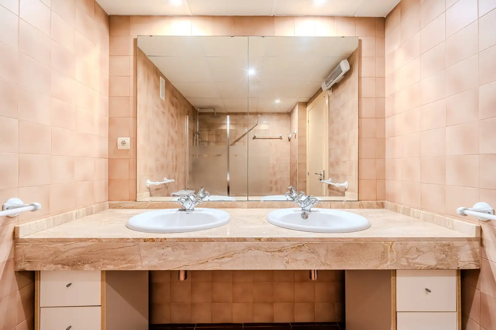 Baño de Dúplex en venta en L'Ametlla de Mar  con Aire acondicionado, Calefacción y Terraza