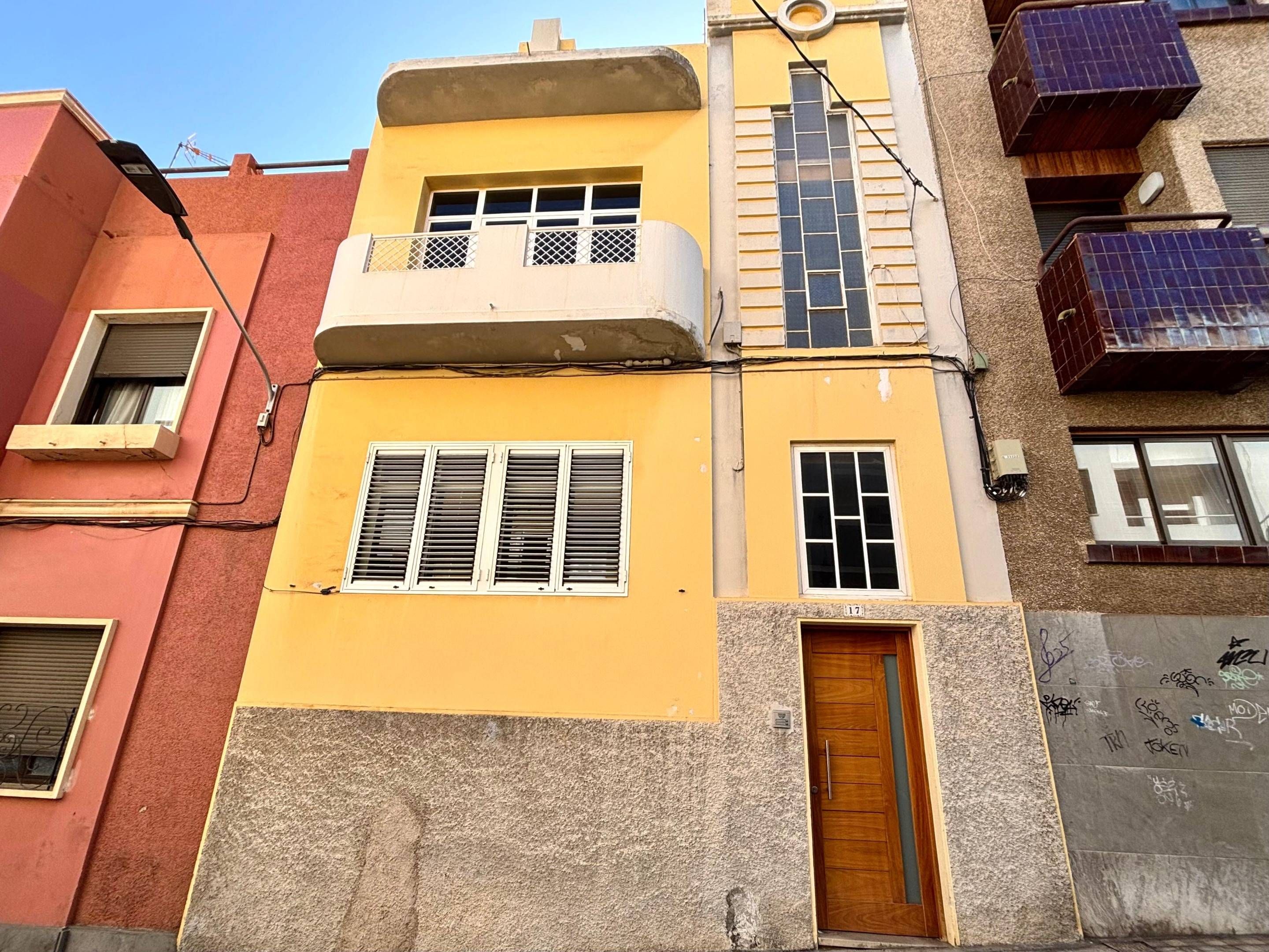 Exterior view of Flat to rent in  Santa Cruz de Tenerife Capital  with Storage room and Balcony