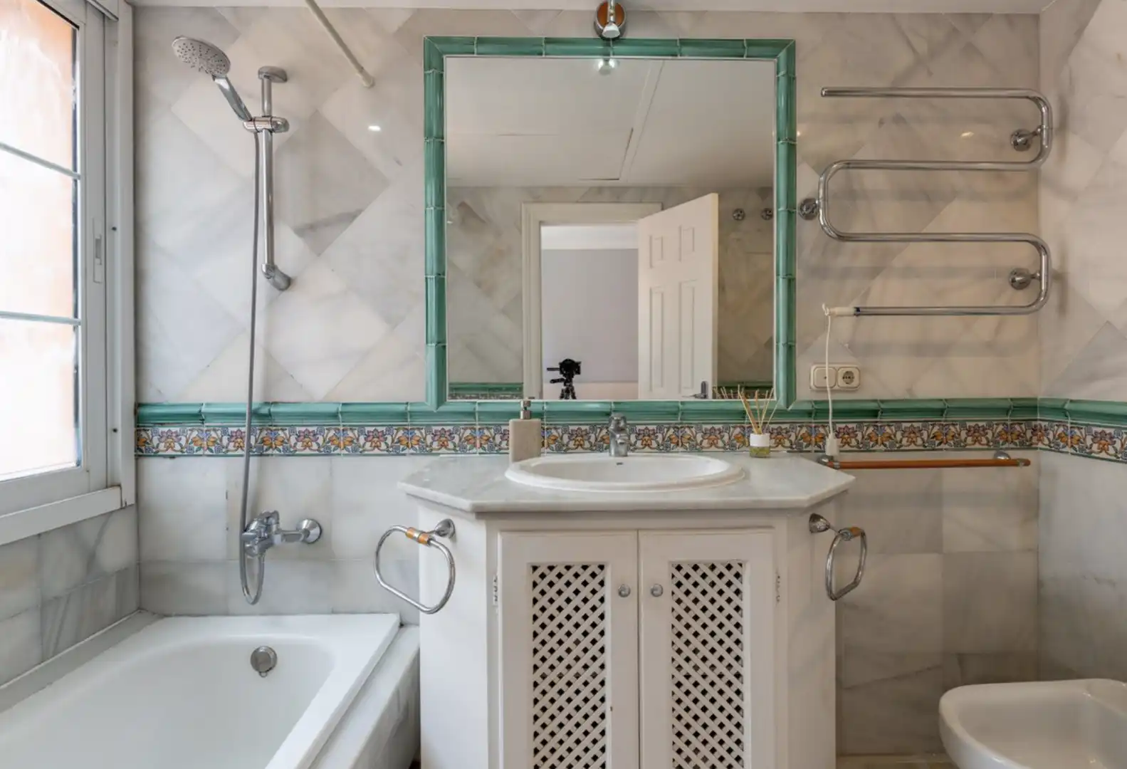 Baño de Ático en venta en Benahavís con Aire acondicionado, Calefacción y Terraza