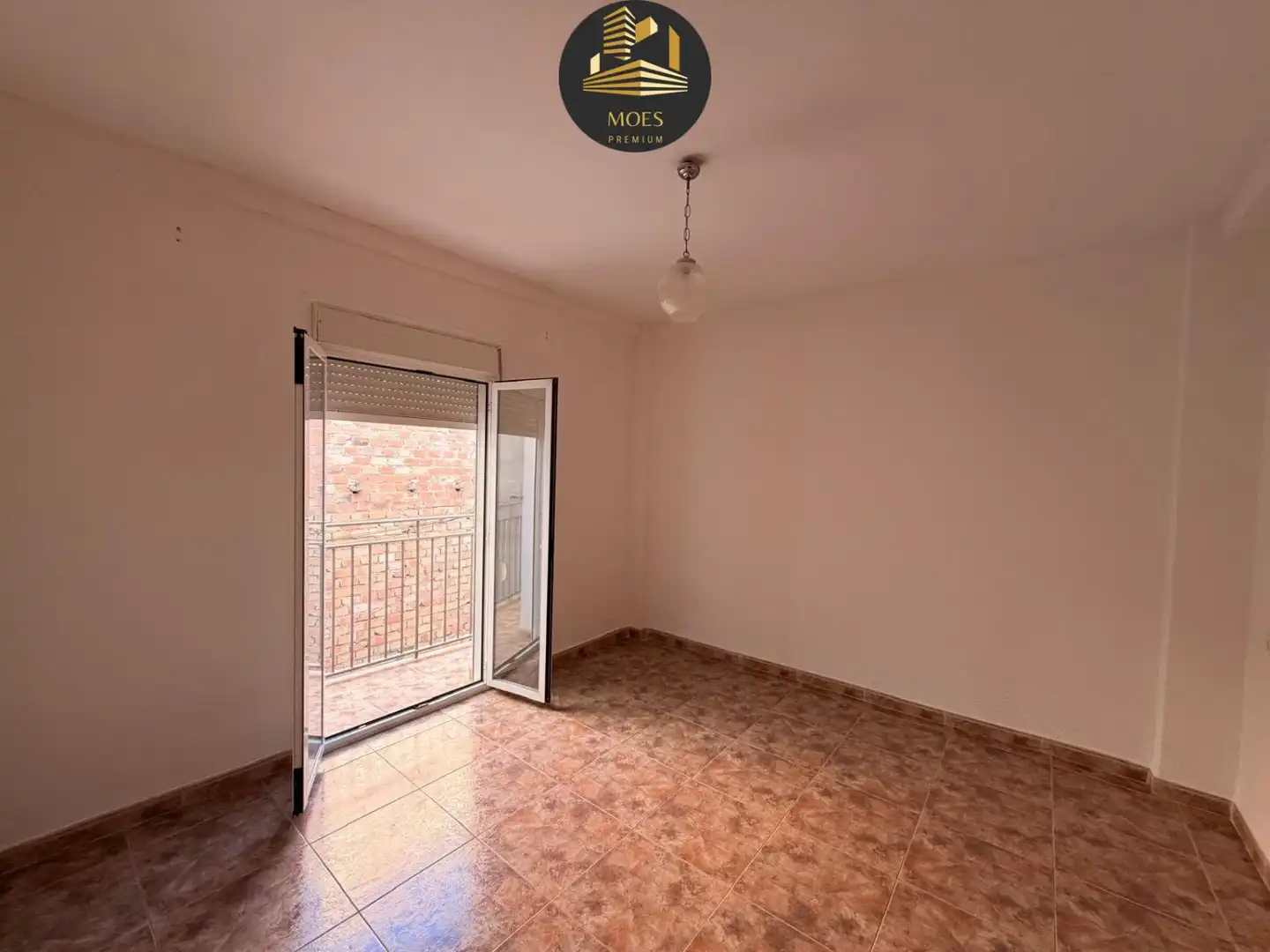 Habitación de Piso en venta en Jaén con Balcón