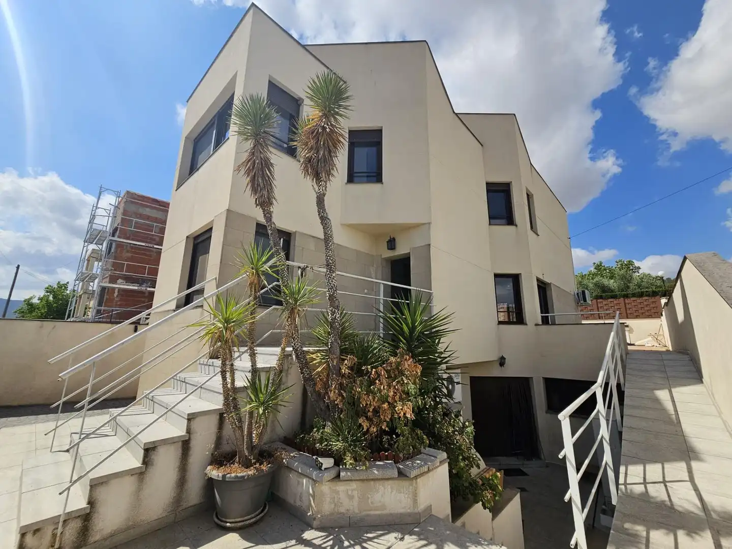 Exterior view of Houses for sale in Campo de Mirra / El Camp de Mirra  with Private garden, Terrace and Swimming Pool