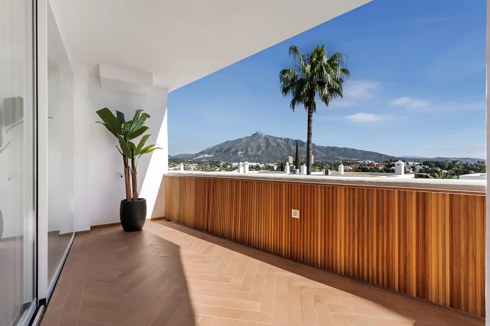 Apartament amb piscina en venda a Nueva Andalucía, imagen 13