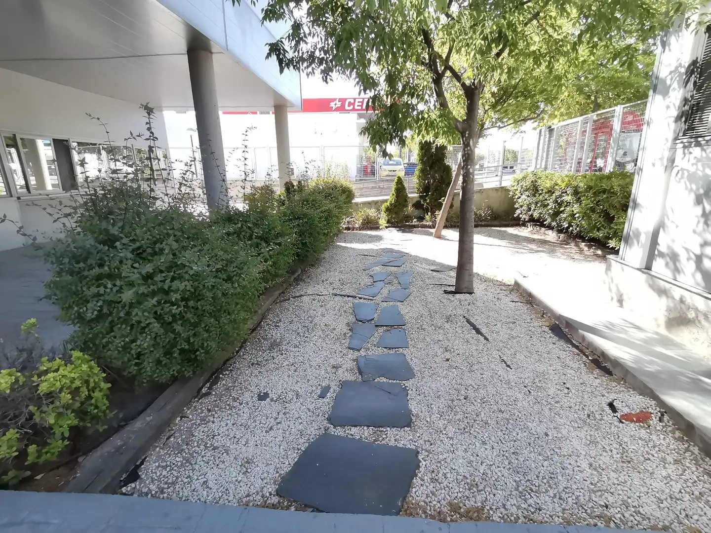 Parkplatz von Geschaftsraum zum Verkauf in Tres Cantos mit Klimaanlage