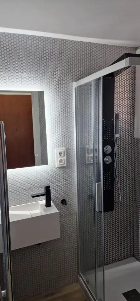 Bathroom of Study for rent in Barcelona  with Heating and Furnished