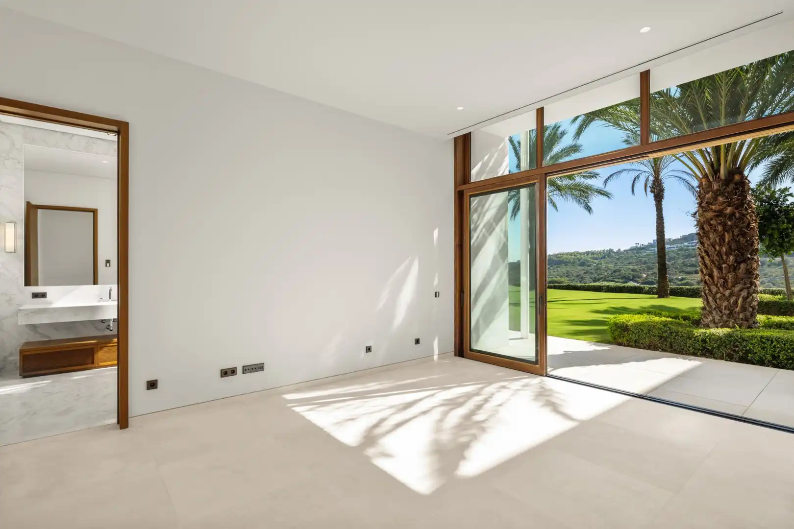 Villa con piscina in vendita a Urbanizacion Cortesin, imagen 7