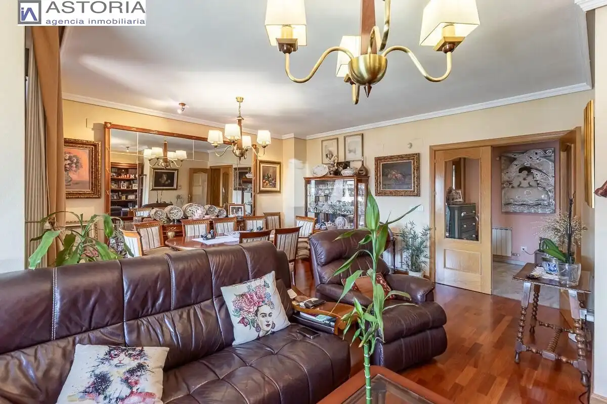 Piso con terraza en venta en Calle Calle Periodista Fernando Gómez de la Cruz, imagen 6