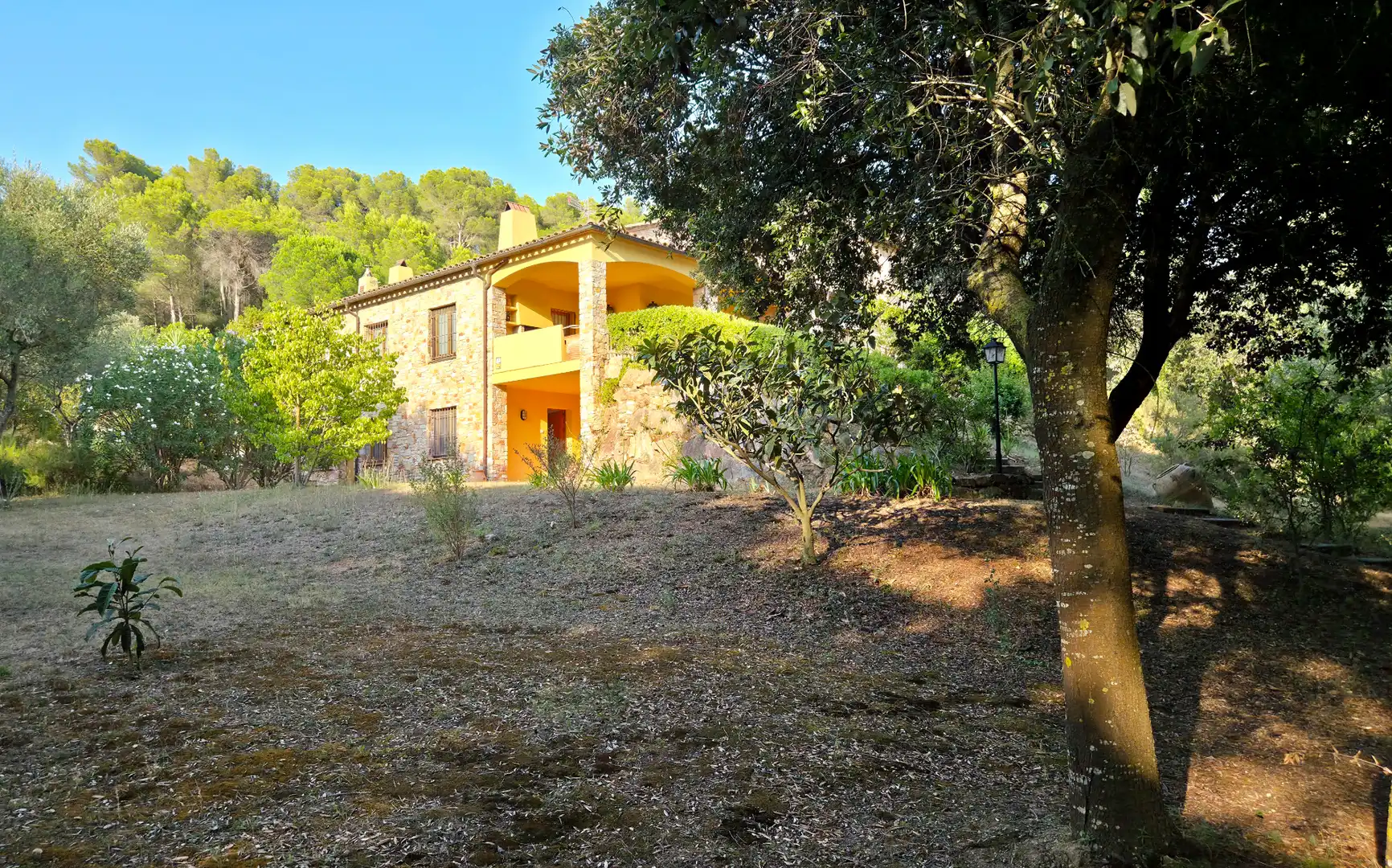 Jardí de Apartament de lloguer en Begur amb Jardí privat, Piscina i Moblat