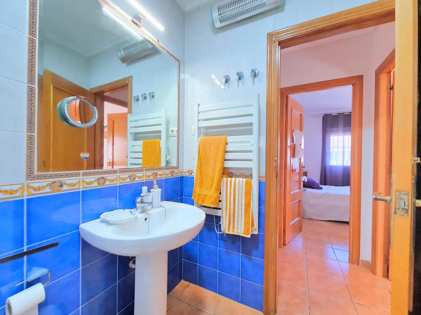 Baño de Casa adosada en venta en Cartagena con Terraza, Amueblado y Piscina comunitaria