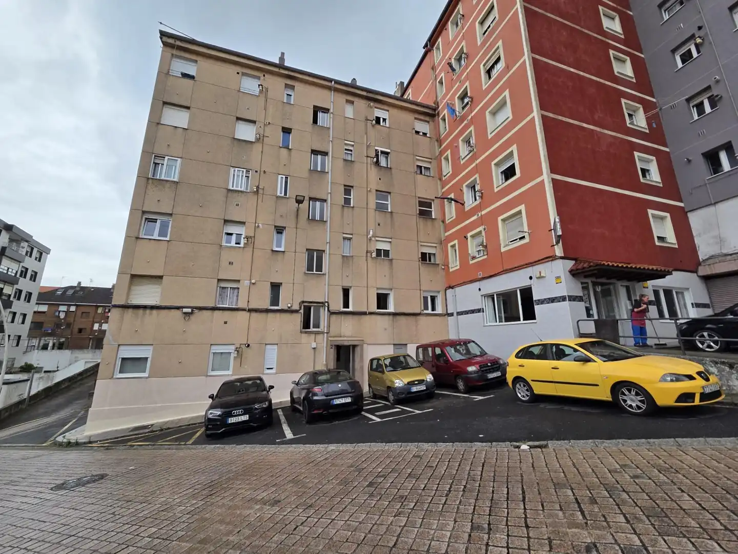 Aparcament de Pis de lloguer en Santander amb Calefacció, Parquet i Moblat