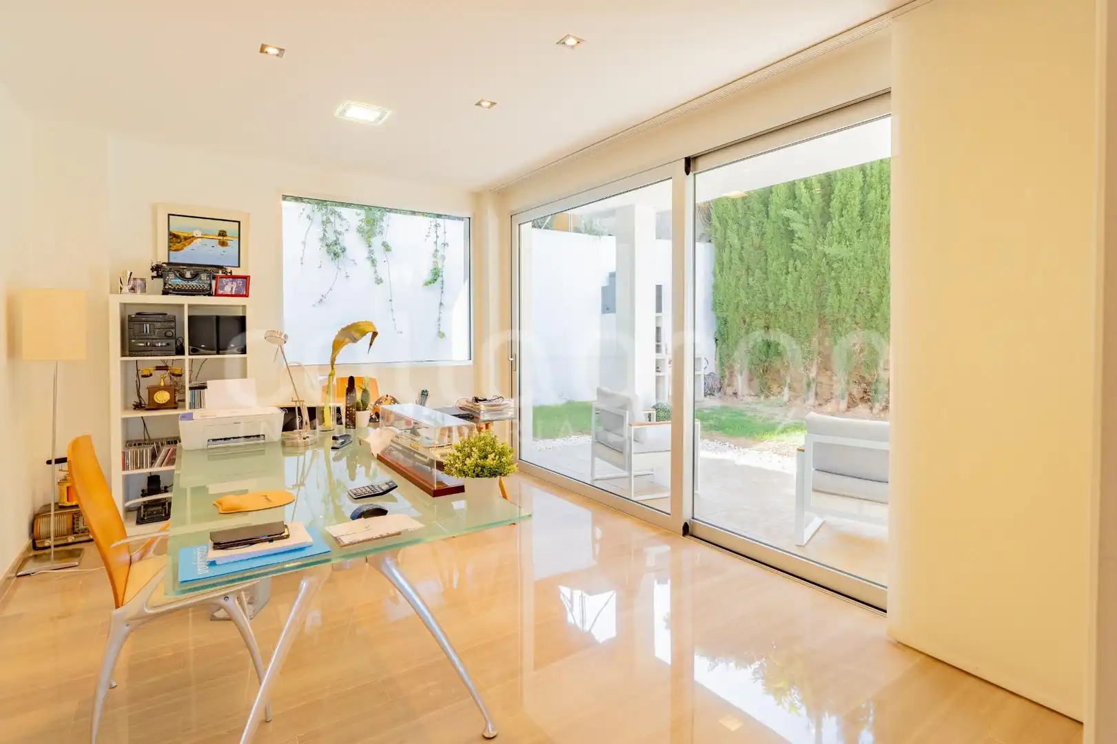 Sala de estar de Casa o chalet en venta en Chiva con Aire acondicionado, Calefacción y Jardín privado