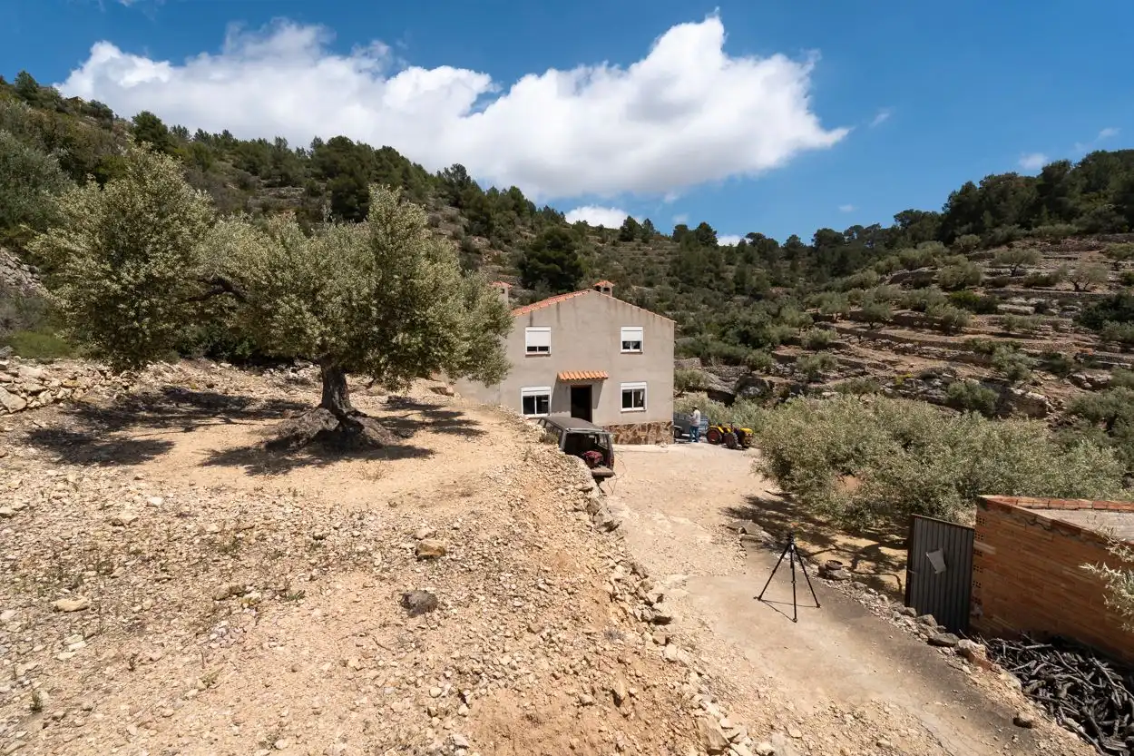 Außenansicht von Country house zum Verkauf in Tortosa mit Abstellraum