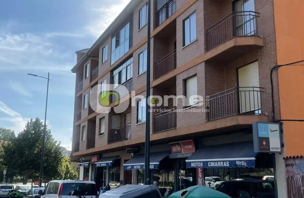 Wohnung mit Aufzug zum Verkauf in Calle Vega 7, imagen 5