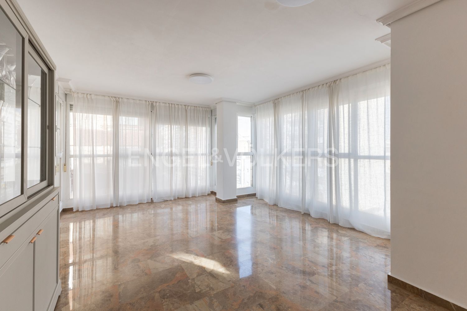 Living room of Apartment to rent in  Valencia Capital  with Air Conditioner and Heating