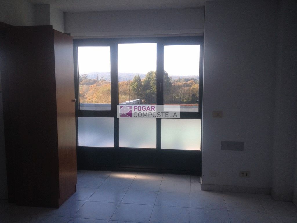 Bedroom of Flat to rent in Santiago de Compostela   with Furnished