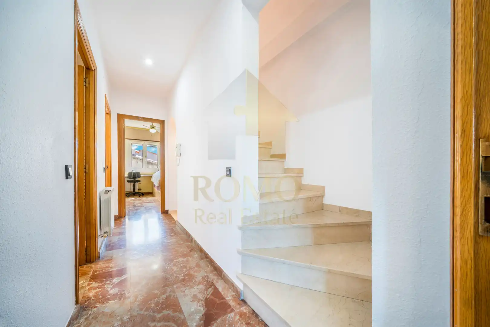 Casa adosada en venta en Plaça Ponent, La Llagosta