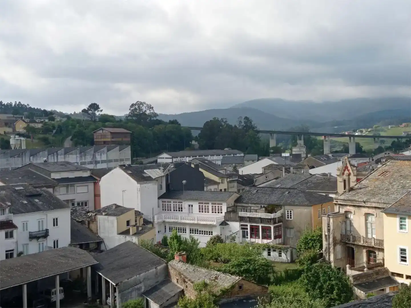 Vista exterior de Pis en venda en Lourenzá amb Balcó