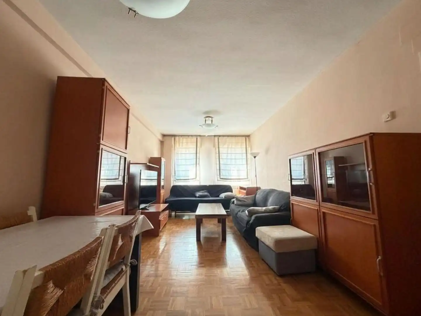 Wohnzimmer von Wohnung zum Verkauf in Madrid mit Klimaanlage, Heizung und Parkett