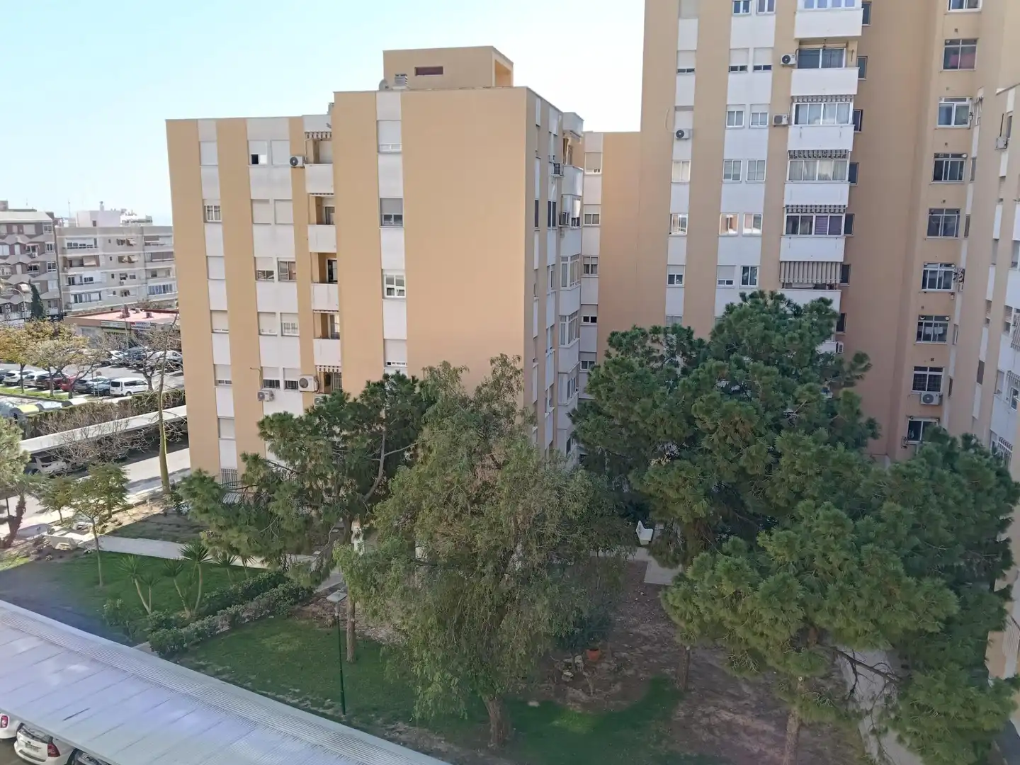 Vista exterior de Pis en venda en Alicante / Alacant amb Aire condicionat, Terrassa i Moblat