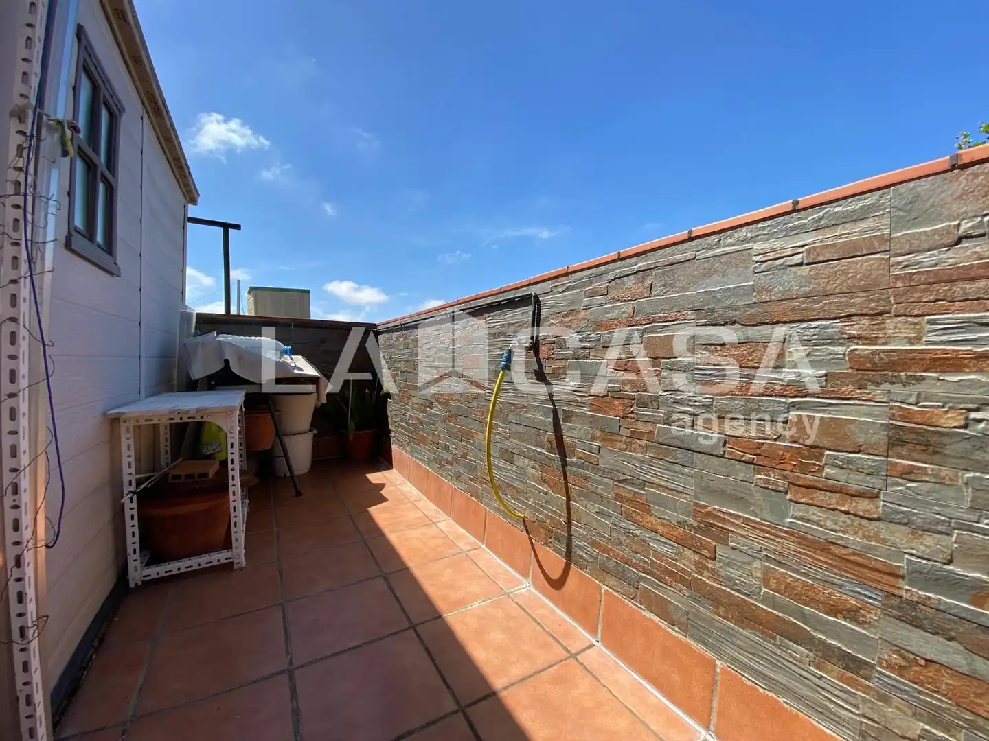 Terraza de Ático en venta en Santa Coloma de Gramenet con Calefacción y Terraza