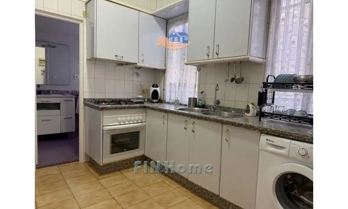Cocina de Piso de alquiler en Sevilla con Aire acondicionado, Calefacción y Trastero
