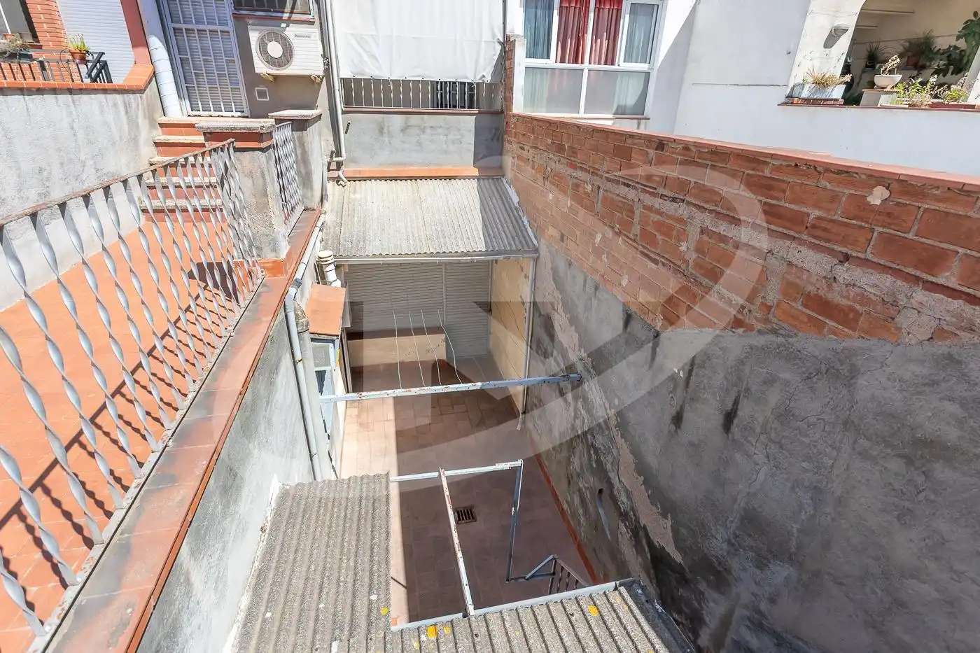 Casa adosada en venda en Sabadell amb Terrassa i Traster