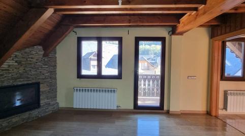 Foto 2 de Dúplex en venda a Calle Laurens, Les, Lleida