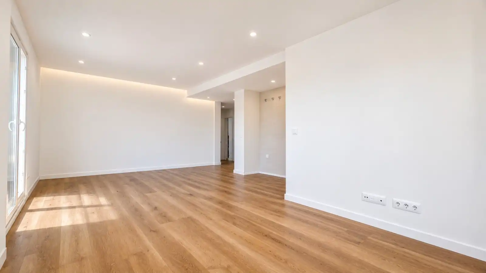 Flat with pool for sale in El Juncal - Vallealto, imagen 3