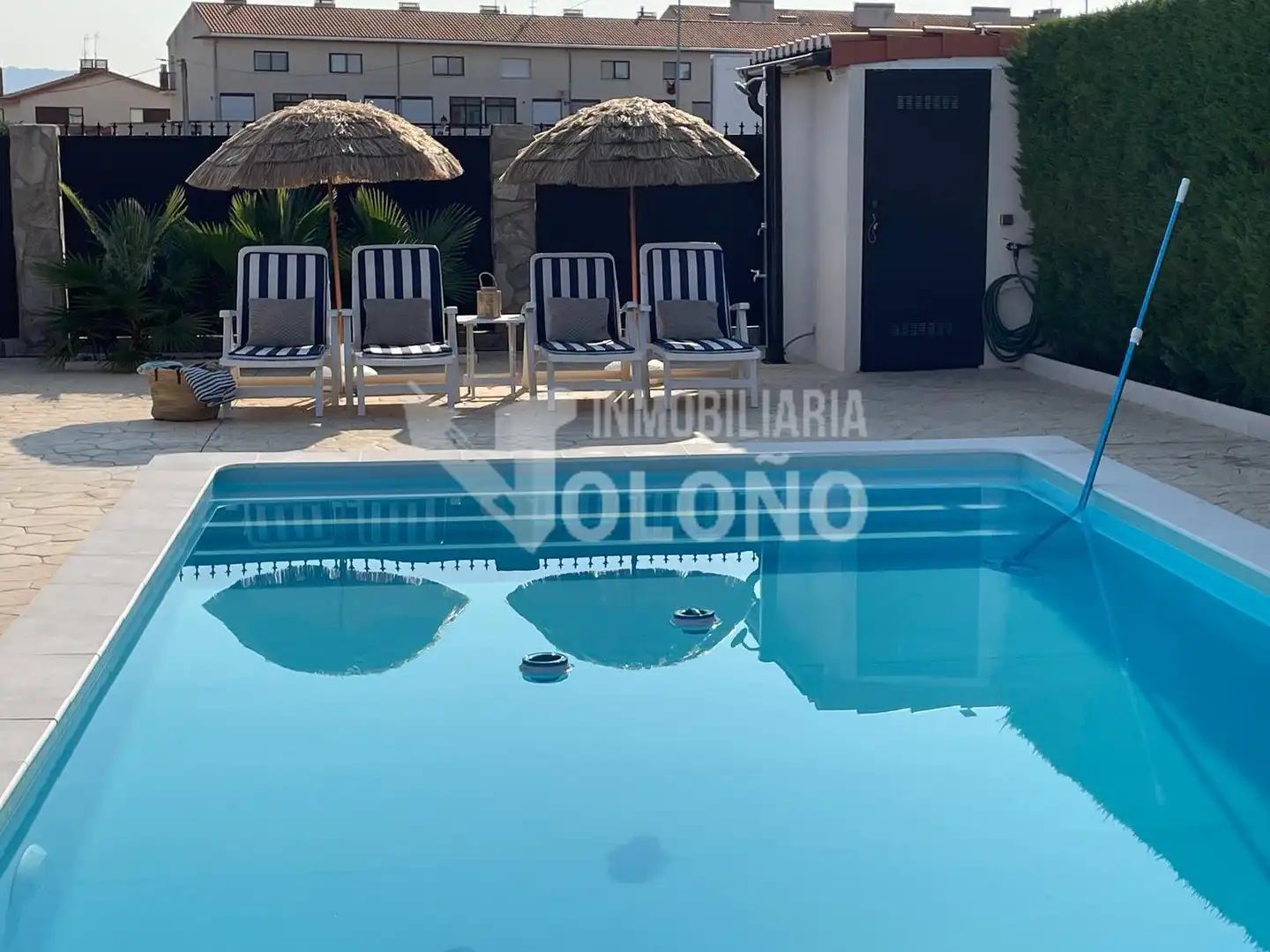 Piscina de Casa o chalet en venta en Cuzcurrita de Río Tirón con Calefacción, Jardín privado y Parquet