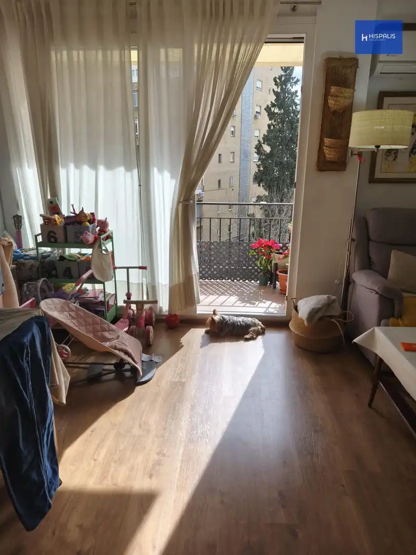 Terraza de Piso en venta en Sevilla con Calefacción y Terraza