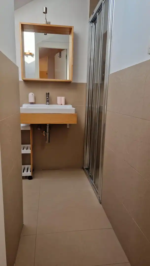 Bany de Dúplex de lloguer en Torrelavega  amb Calefacció i Balcó