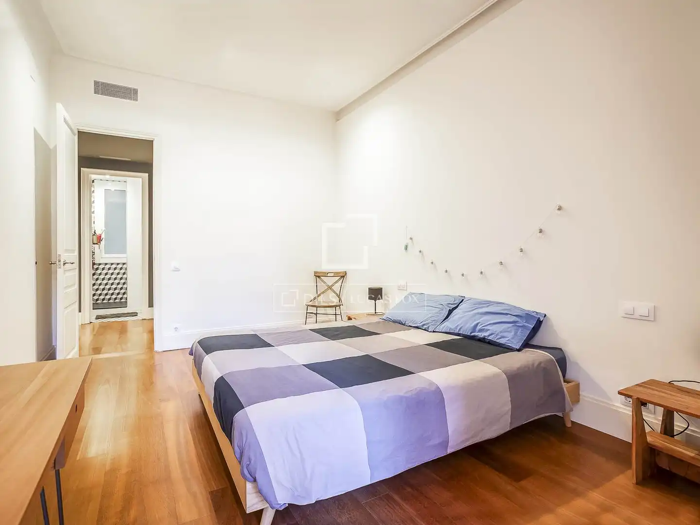 Habitación de Piso en venta en Barcelona con Calefacción, Amueblado y Balcón