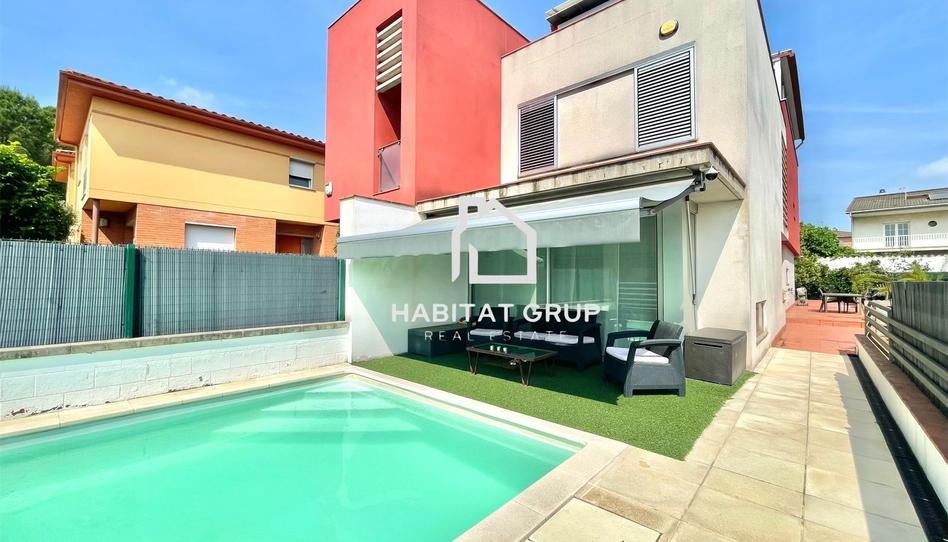 Photo 1 of Single-family semi-detached for sale in Banyoles, Girona