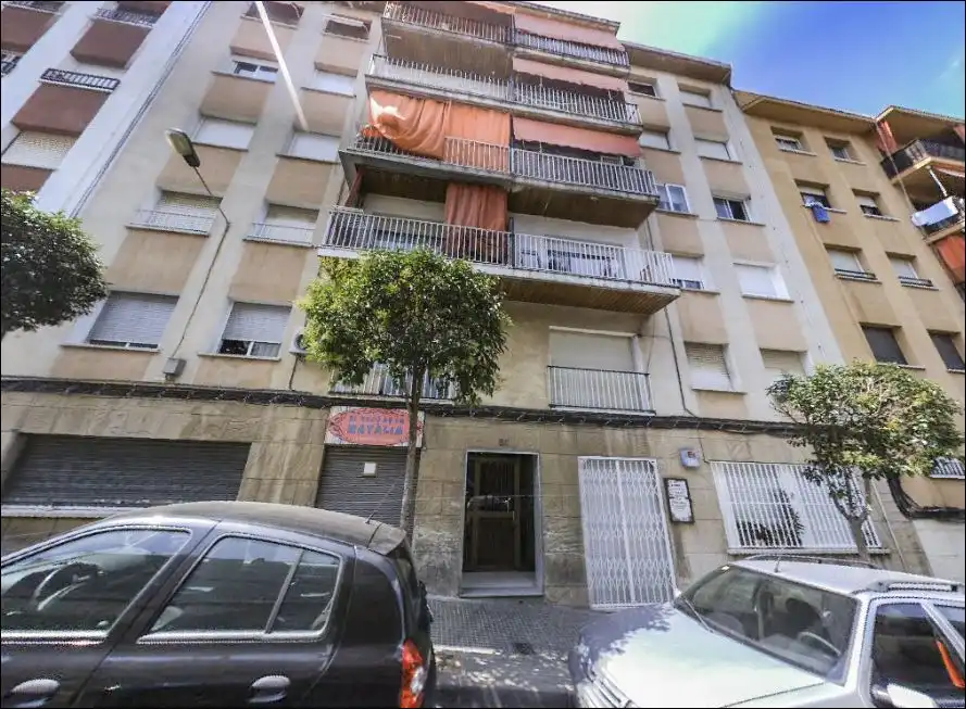 Piso en venta en C/ Safir