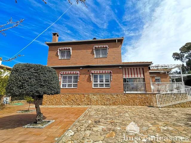 Casa-chalet en Venta en Alamillo en San Roque - La Cruz - La Rozuela