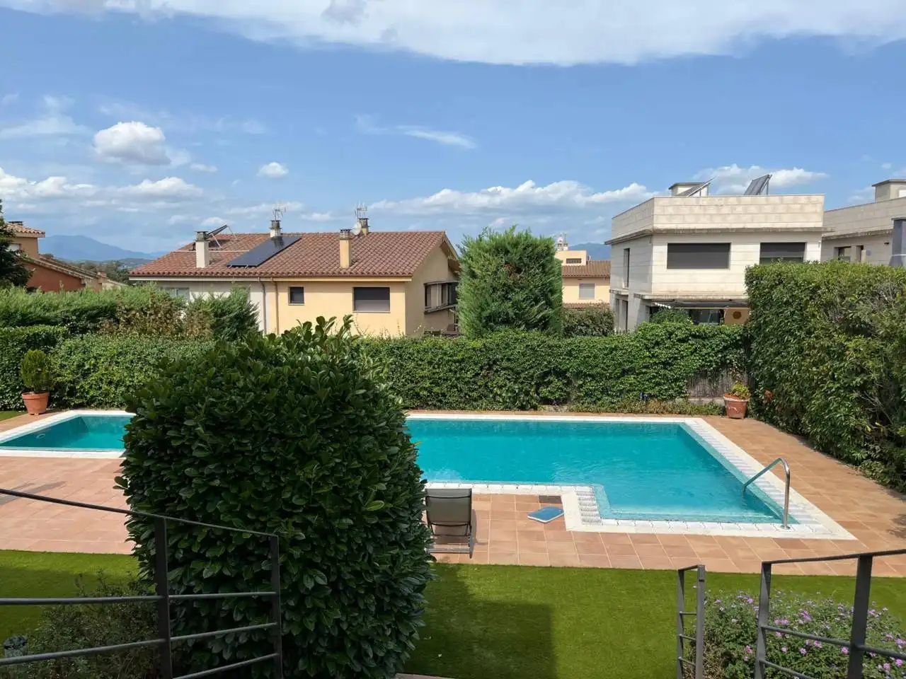 Swimming pool of Houses for rent in Girona  with Air Conditioner, Heating and Terrace