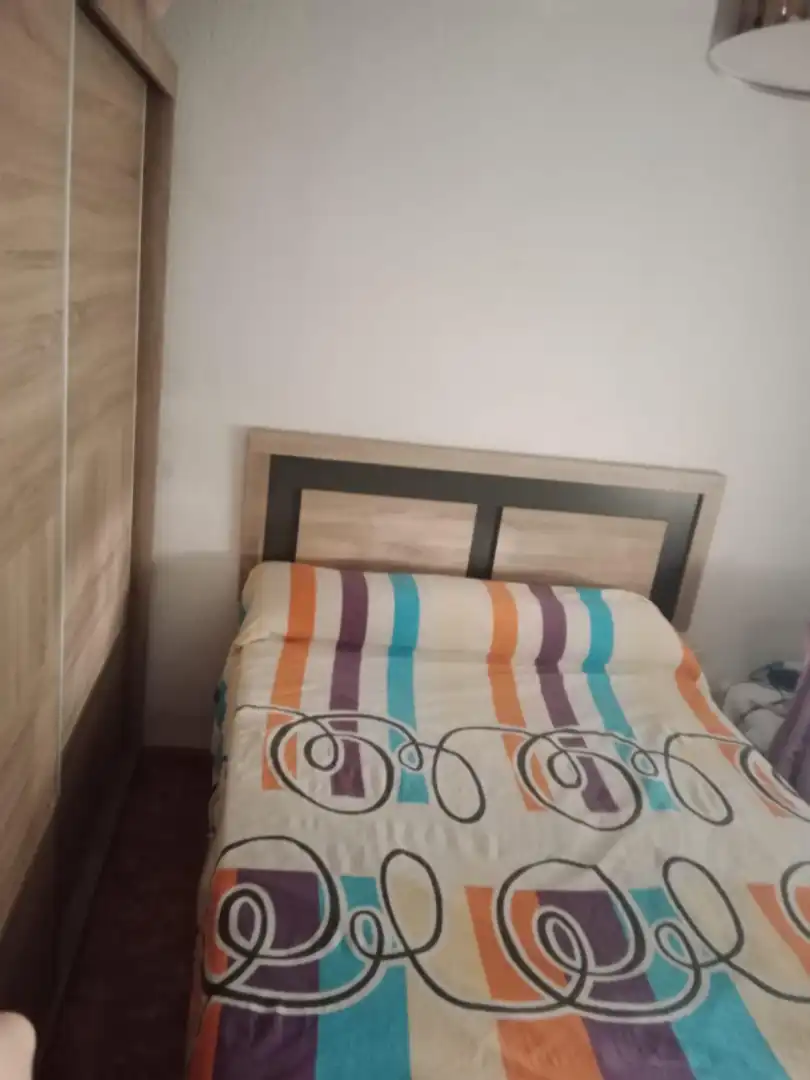 Dormitori de Pis en venda en Almería amb Calefacció, Terrassa i Moblat