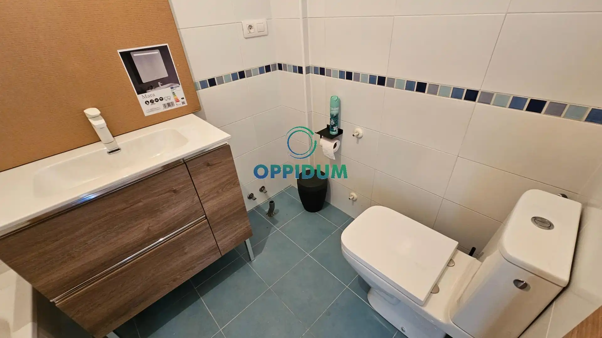 Bathroom of Attic for sale in Neda, A Coruña
