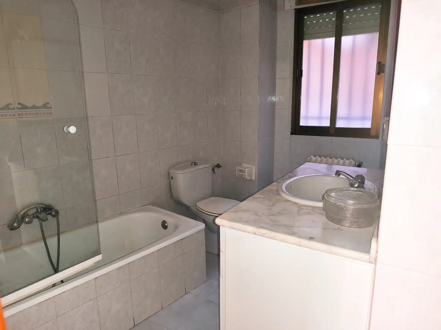 Baño de Piso en venta en Ciudad Real con Calefacción y Trastero