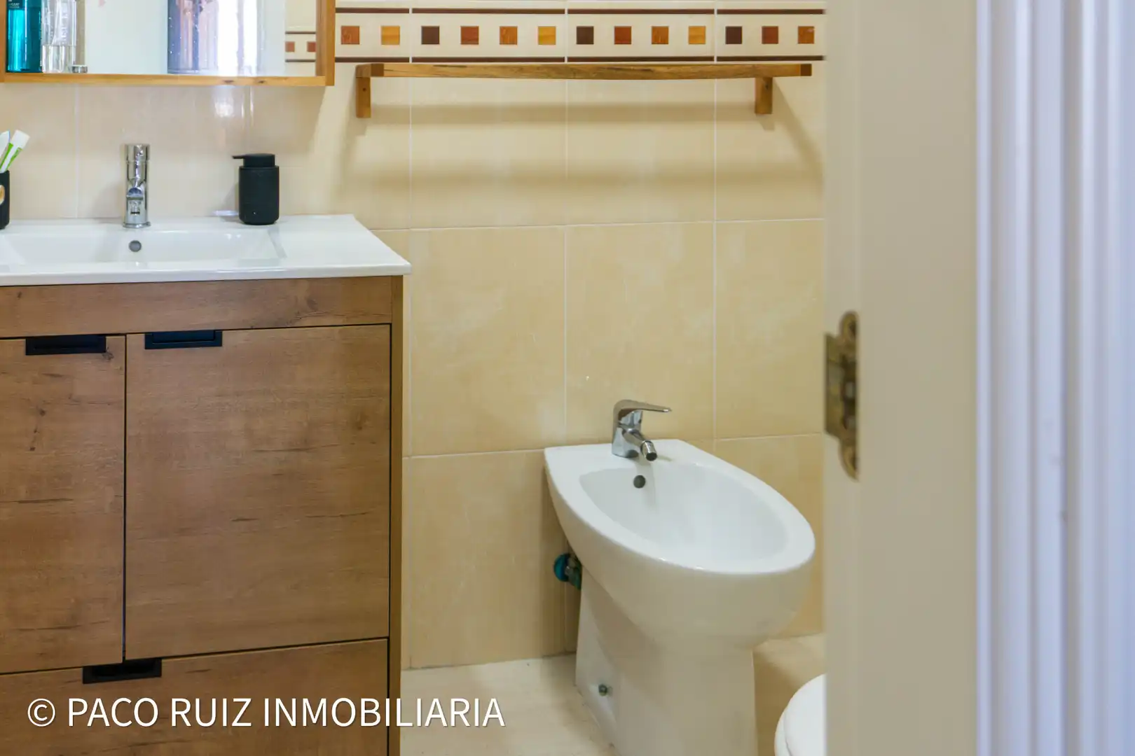 Baño de Piso en venta en Almería con Balcón