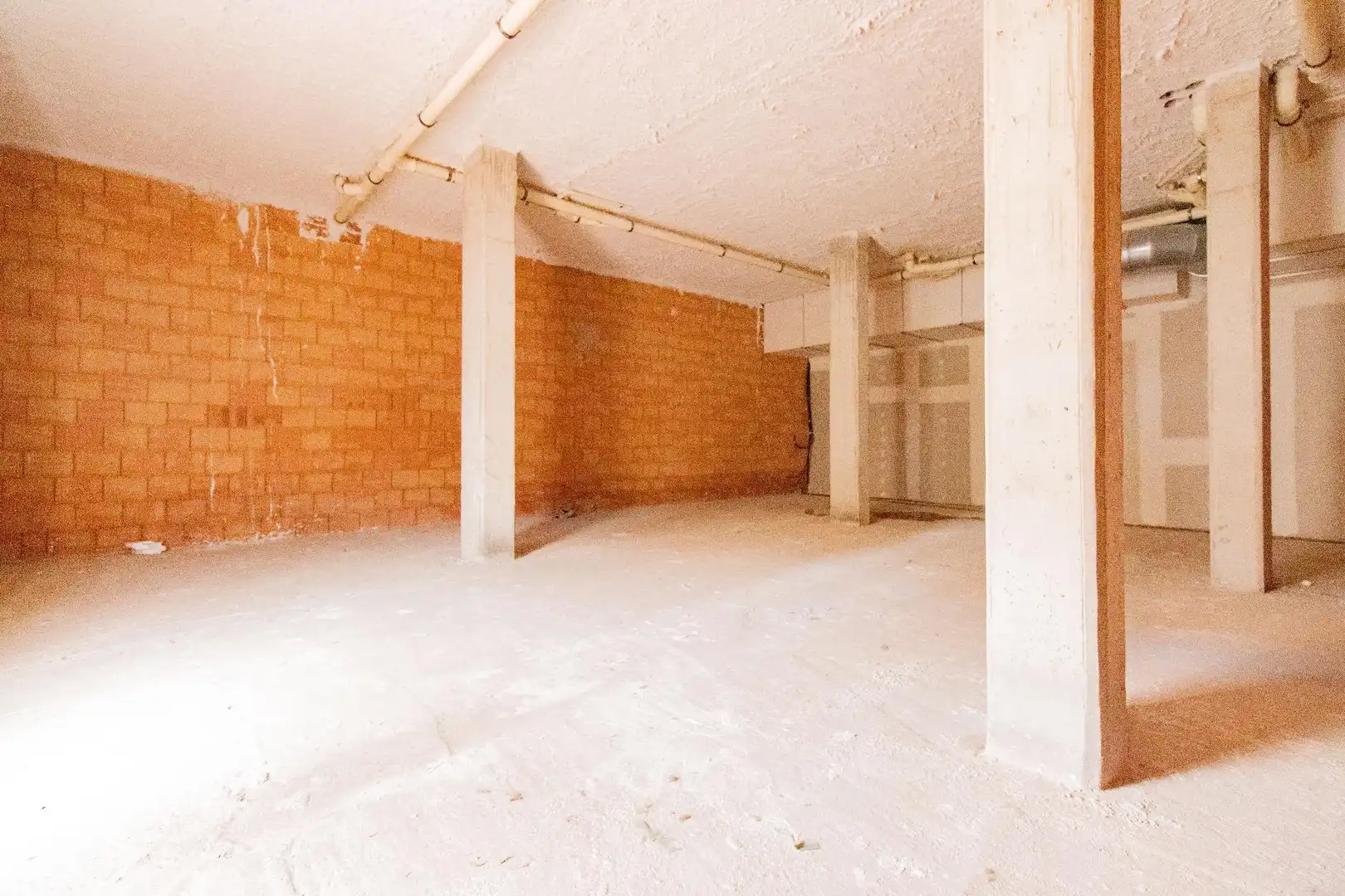 Local en venta en Sagunto / Sagunt