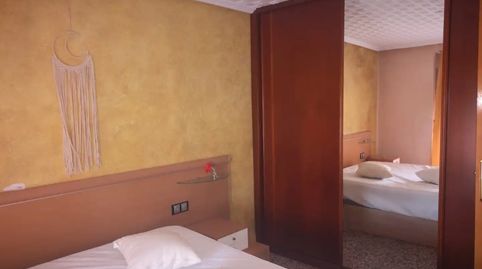 Foto 4 de Piso en venta en Calle Godelleta, 39, Cheste, Valencia