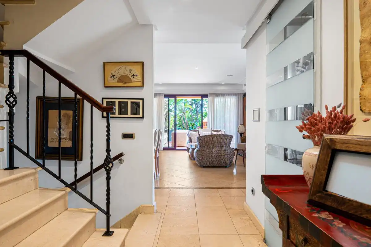 Detached homes for rent in Lomas de Marbella Club