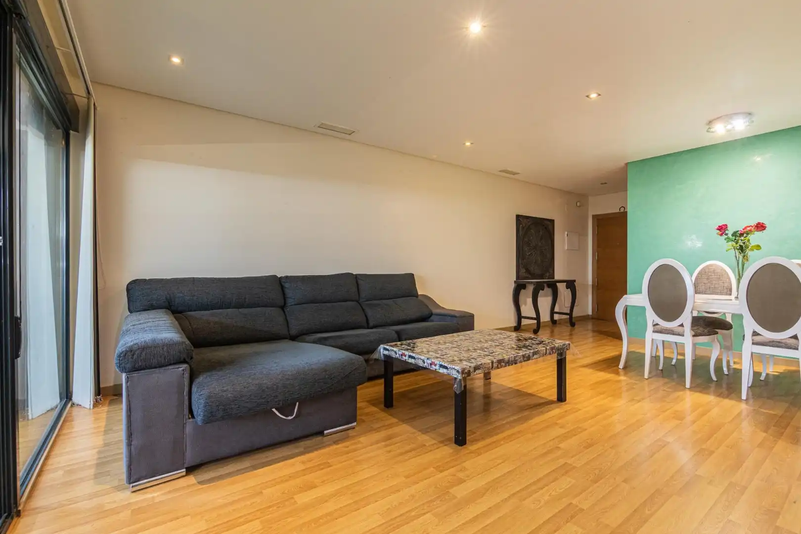 Sala d'estar de Planta baixa en venda en Crevillent amb Aire condicionat, Calefacció i Piscina comunitària