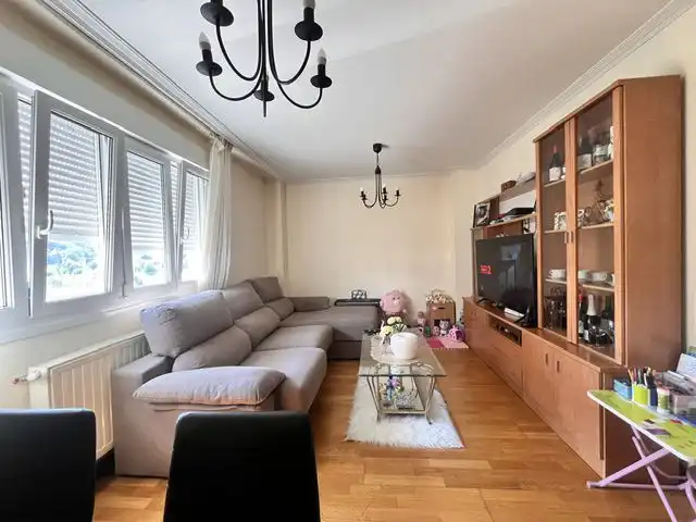 Sala de estar de Piso en venta en Villaviciosa con Calefacción y Trastero